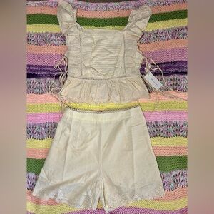 NWT Rosevelvet Cream Eyelet Top and Shorts Set Size large